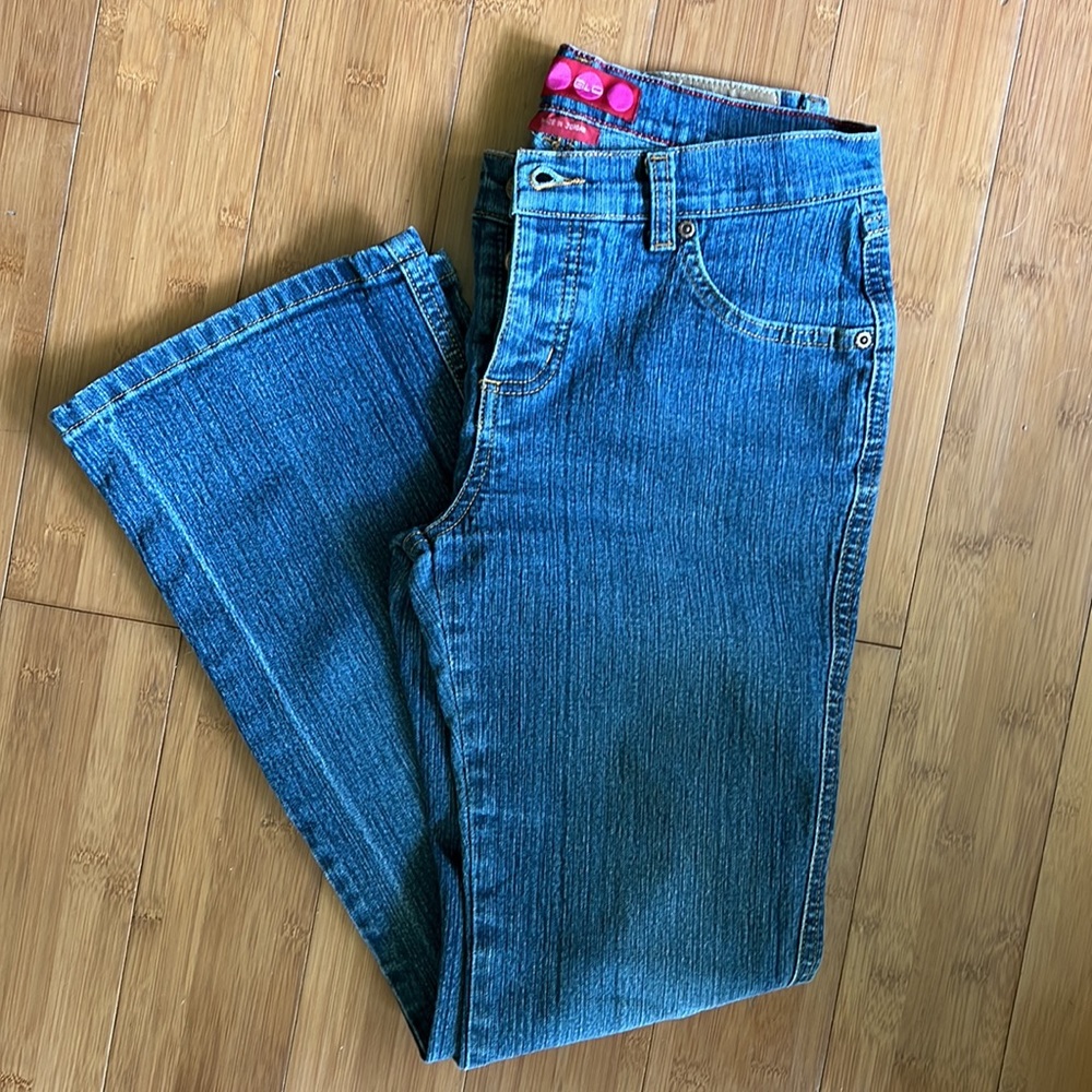 GLO Jeans - Juniors, size 7, dark wash GLO Jeans GLO Jeans -boot leg cut